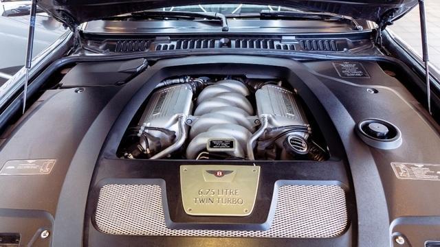 Photo of 2006 Tungsten Bentley Arnage