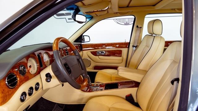 Photo of 2006 Tungsten Bentley Arnage