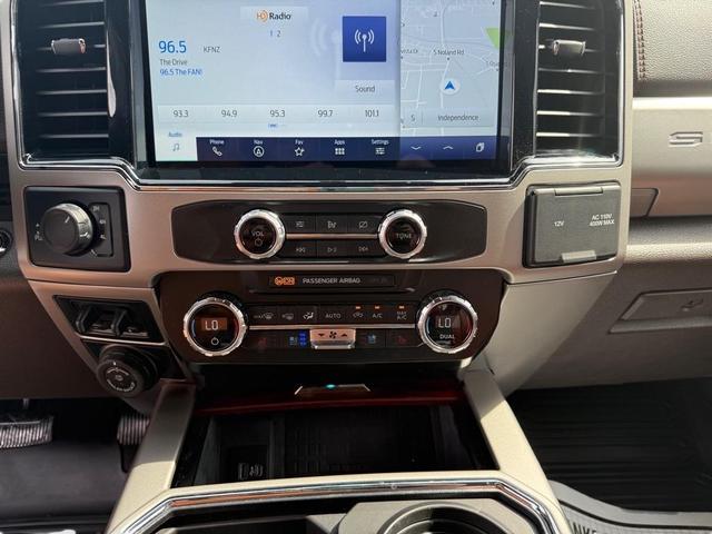 Photo of 2022 Agate Black Metallic Ford F-250