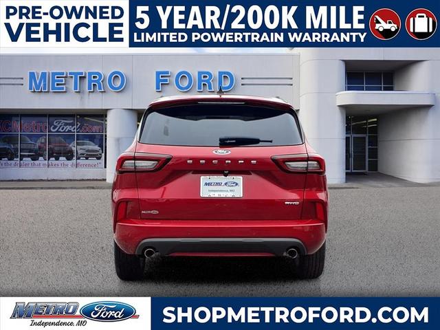 Photo of 2023 Rapid Red Metallic Tinted Clearcoat Ford Escape
