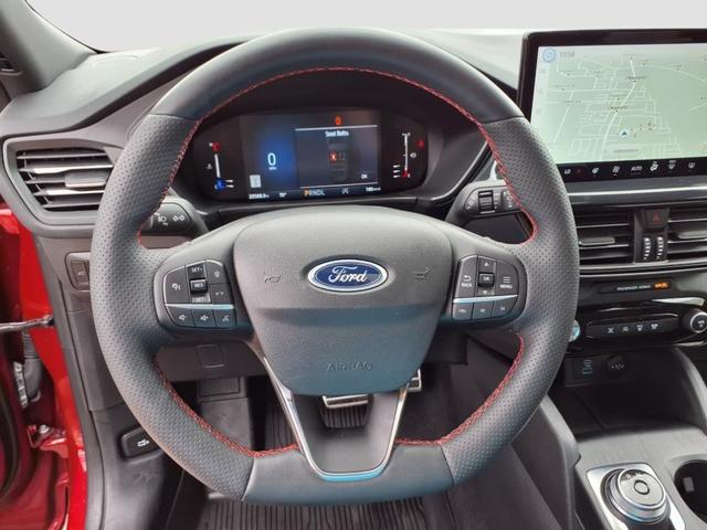 Photo of 2023 Rapid Red Metallic Tinted Clearcoat Ford Escape