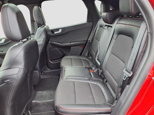 Photo of 2023 Rapid Red Metallic Tinted Clearcoat Ford Escape