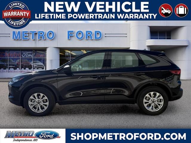 Photo of 2025 Agate Black Metallic Ford Escape