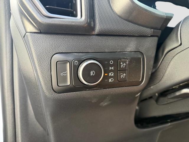 Photo of 2025 Oxford White Ford Bronco Sport
