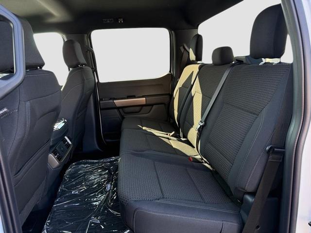 Photo of 2025 Oxford White Ford F-150
