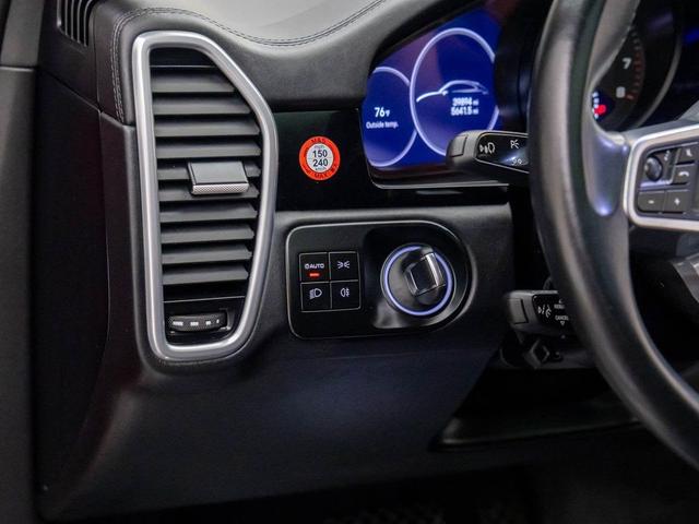 Photo of 2023 Carmine Red Porsche Cayenne