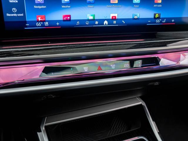 Photo of 2024 Brooklyn Grey Metallic BMW 760