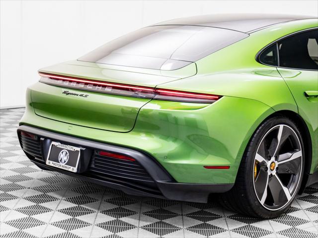 Photo of 2023 Mamba Green Metallic Porsche Taycan