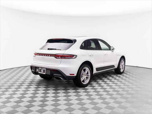Photo of 2025 White Porsche Macan