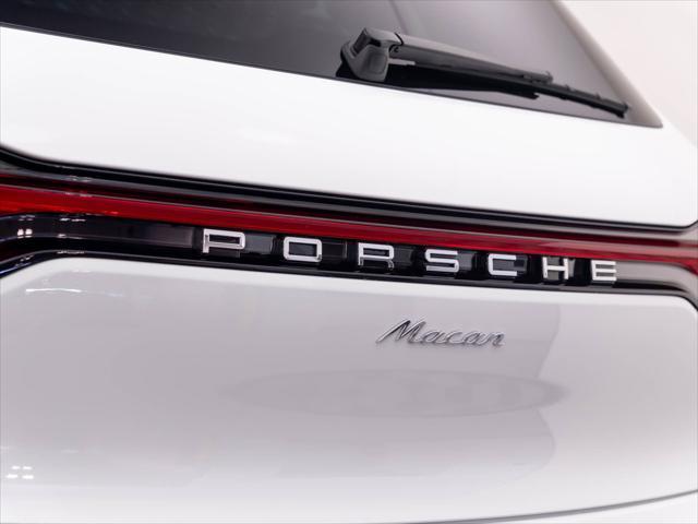 Photo of 2025 White Porsche Macan