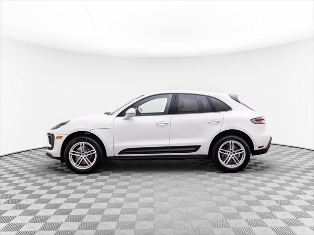 Photo of 2025 White Porsche Macan