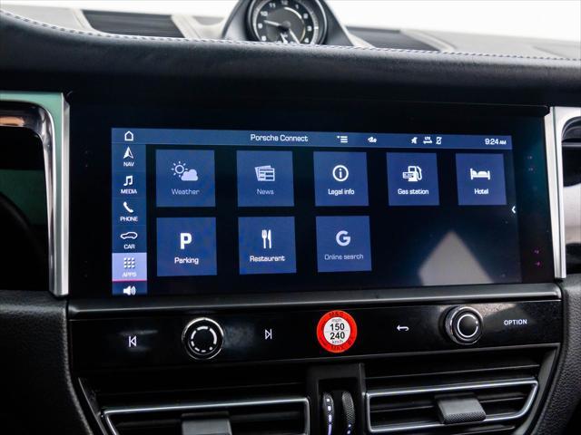 Photo of 2022 Black Porsche Macan