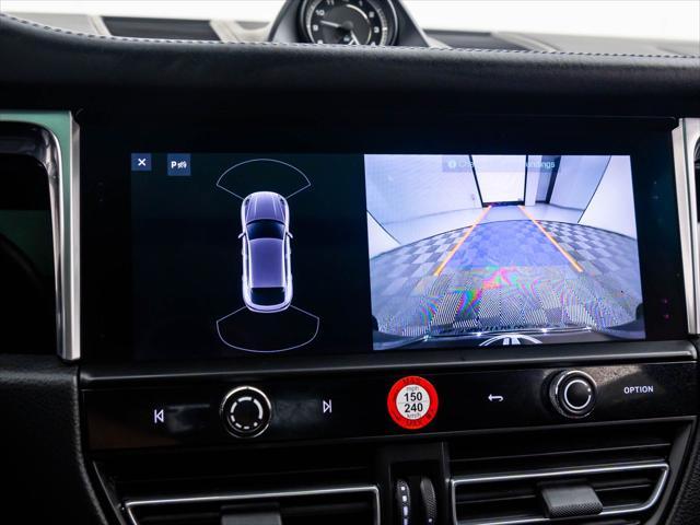 Photo of 2022 Black Porsche Macan