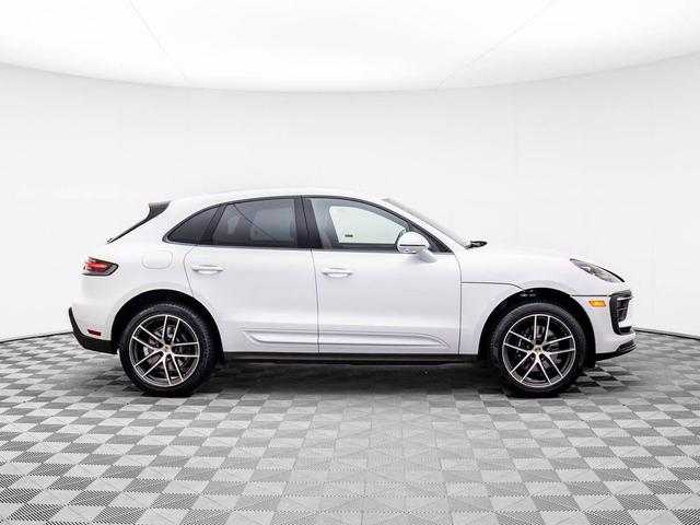 Photo of 2025 White Porsche Macan