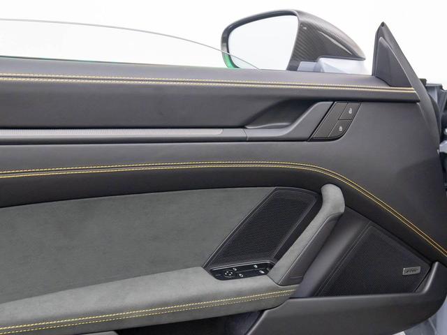 Photo of 2023 Arctic Grey Porsche 911