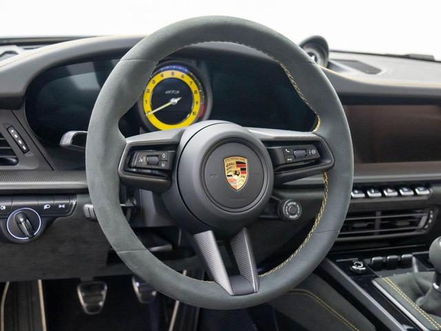 Photo of 2023 Arctic Grey Porsche 911