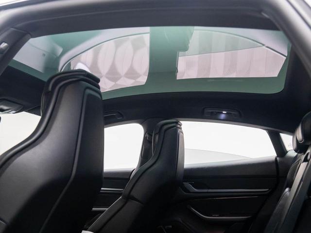 Photo of 2025 Gray Porsche Taycan