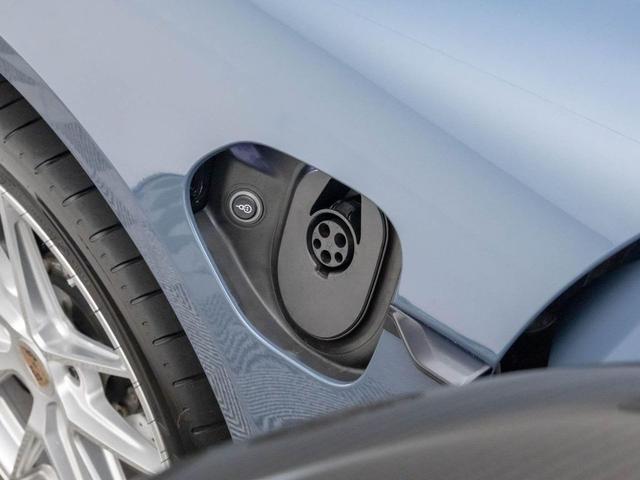 Photo of 2025 Pale Blue Metallic Porsche Taycan