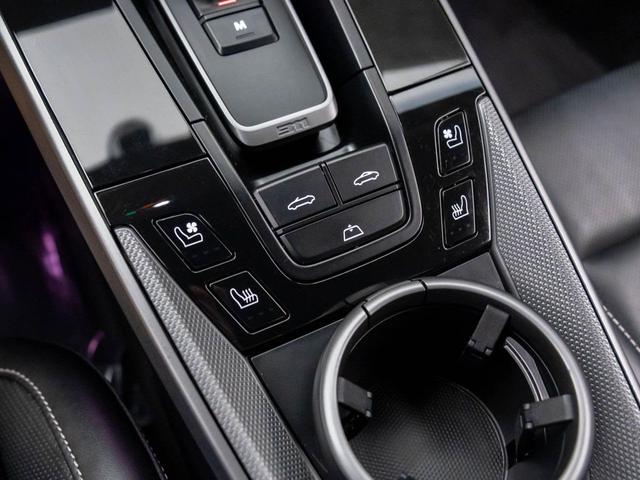 Photo of 2023 GT Silver Metallic Porsche 911