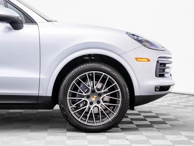 Photo of 2019 Black Porsche Cayenne