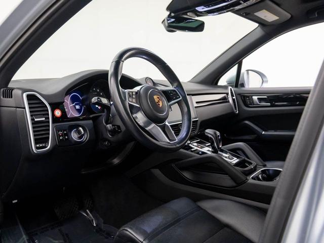 Photo of 2019 Black Porsche Cayenne