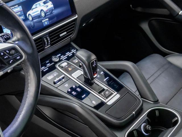 Photo of 2019 Black Porsche Cayenne