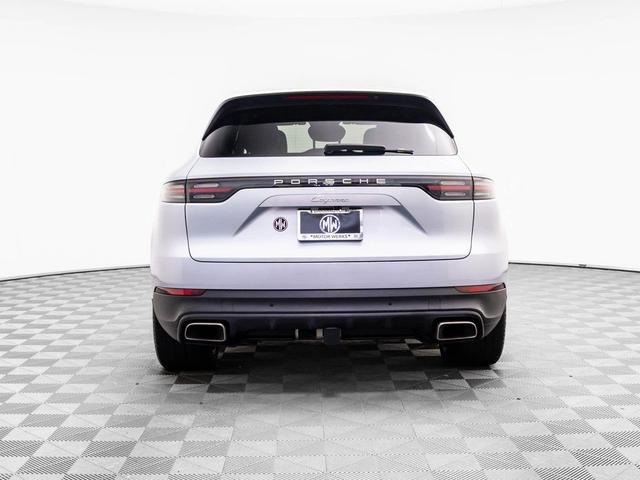 Photo of 2019 Black Porsche Cayenne