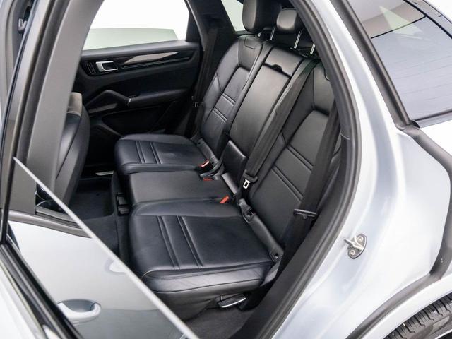Photo of 2019 Black Porsche Cayenne