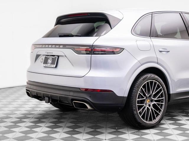 Photo of 2019 Black Porsche Cayenne