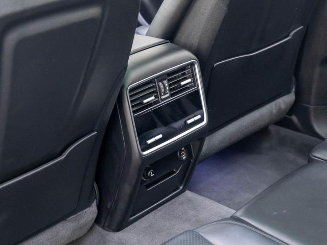 Photo of 2019 Black Porsche Cayenne