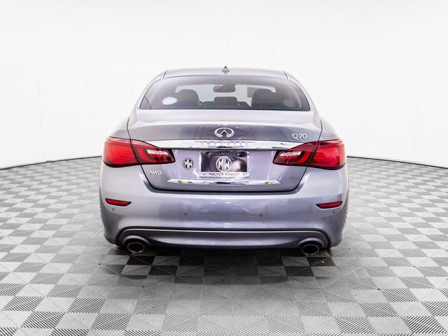 Photo of 2015 Graphite Shadow INFINITI Q70