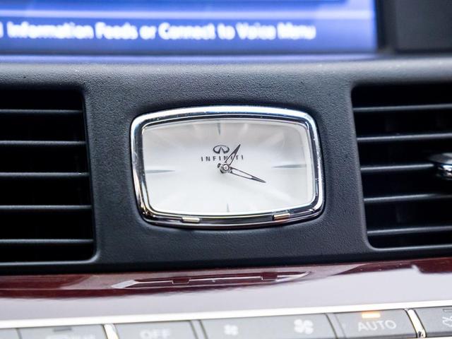 Photo of 2015 Graphite Shadow INFINITI Q70
