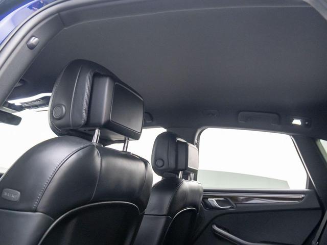 Photo of 2023 Blue Porsche Macan
