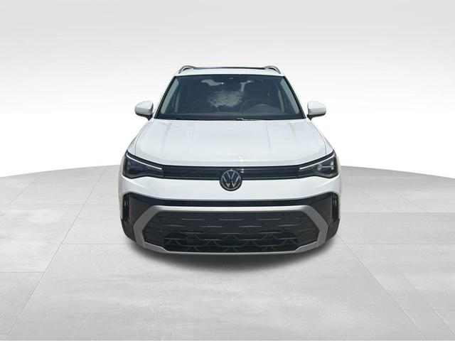 Photo of 2025 Pure White Volkswagen Taos