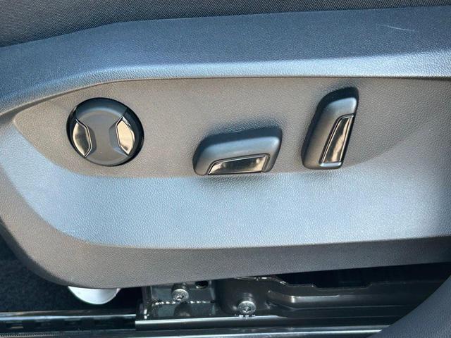 Photo of 2024 Deep Black Pearl Volkswagen Taos