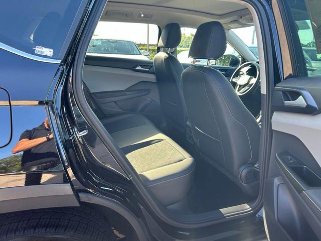 Photo of 2024 Deep Black Pearl Volkswagen Taos