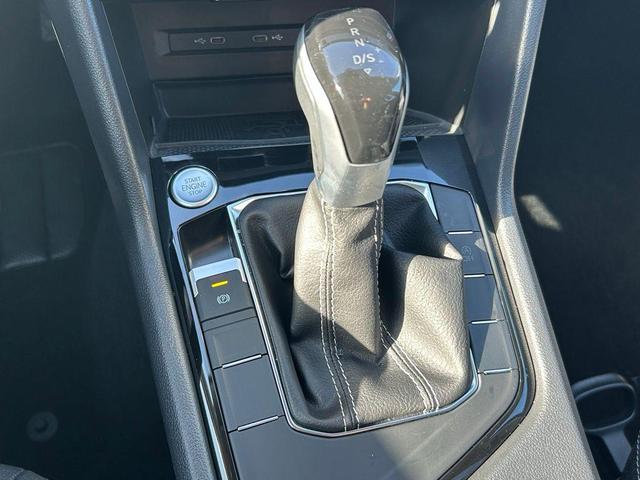 Photo of 2024 Deep Black Pearl Volkswagen Taos