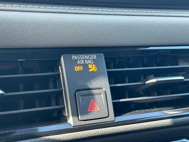 Photo of 2024 Deep Black Pearl Volkswagen Taos