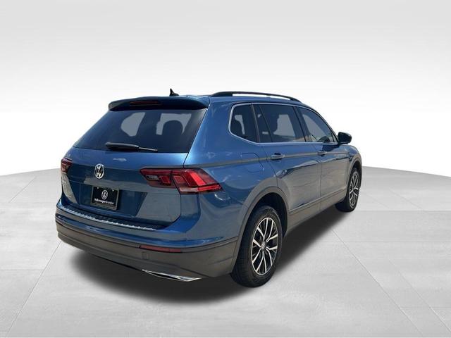 Photo of 2019 Silk Blue Metallic Volkswagen Tiguan