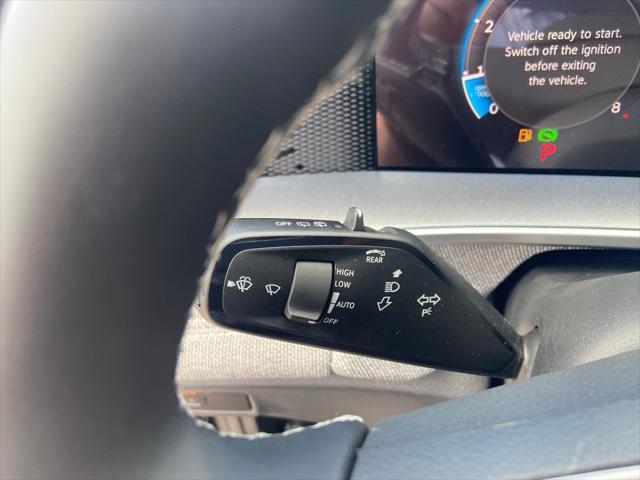 Photo of 2025 Deep Black Volkswagen Tiguan