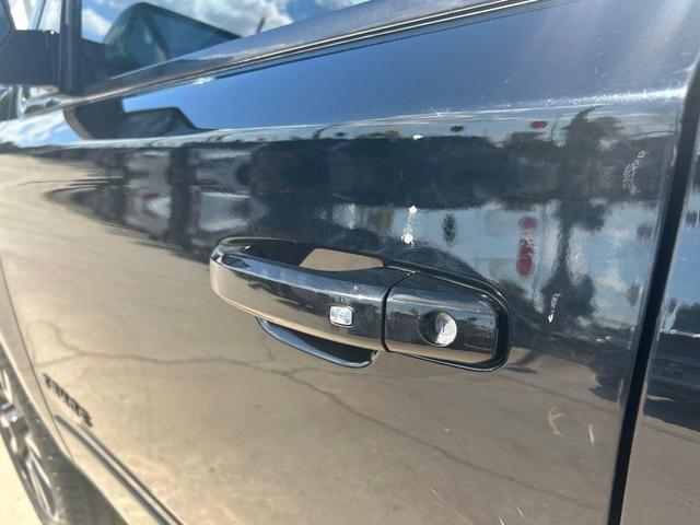 Photo of 2019 Black Chevrolet Tahoe