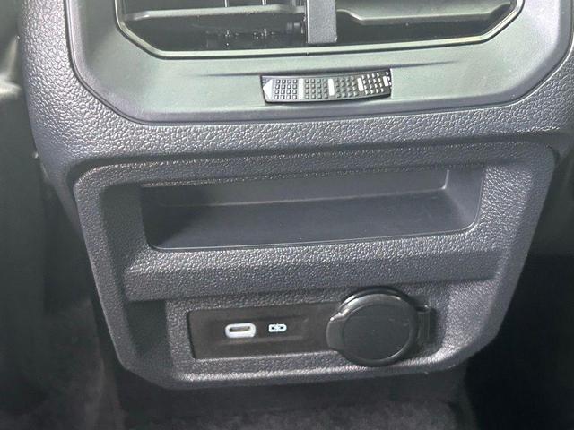 Photo of 2022 Platinum Gray Metallic Volkswagen Tiguan