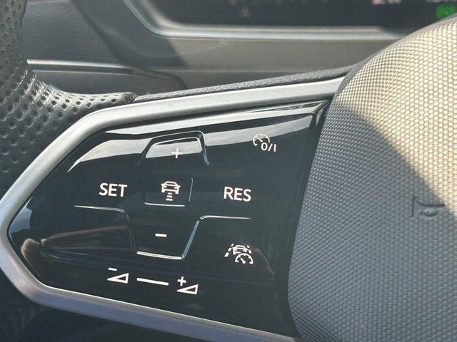 Photo of 2022 Platinum Gray Metallic Volkswagen Tiguan