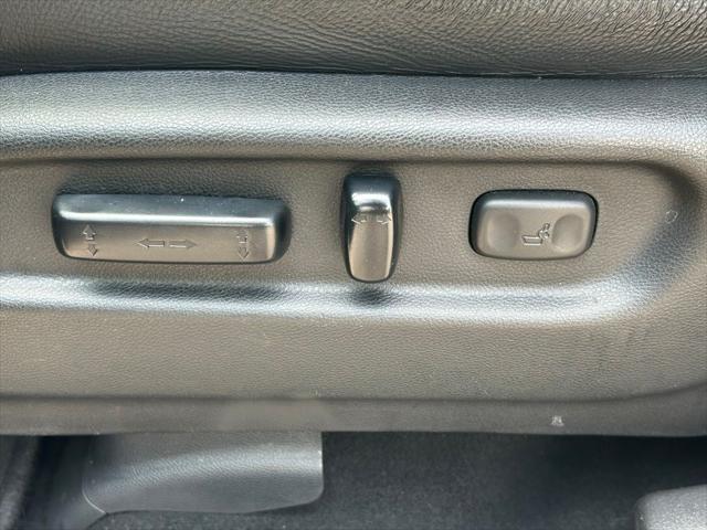Photo of 2019 Black Metallic Honda Pilot