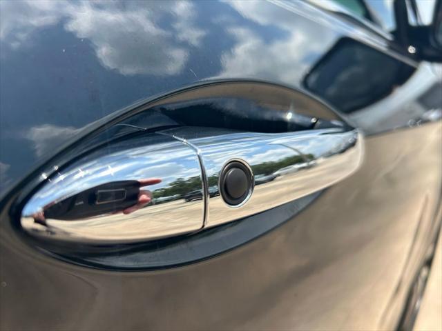 Photo of 2019 Black Metallic Honda Pilot