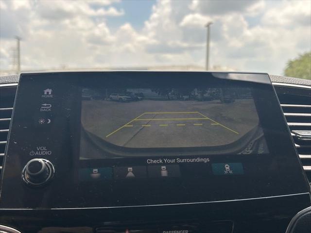Photo of 2019 Black Metallic Honda Pilot