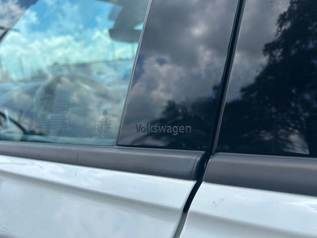 Photo of 2022 Pure White Volkswagen Tiguan