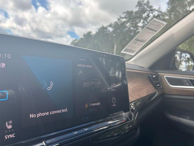 Photo of 2026 Deep Black Volkswagen Atlas