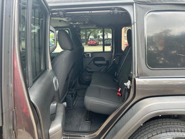 Photo of 2021 Granite Crystal Metallic Clearcoat Jeep Wrangler Unlimited