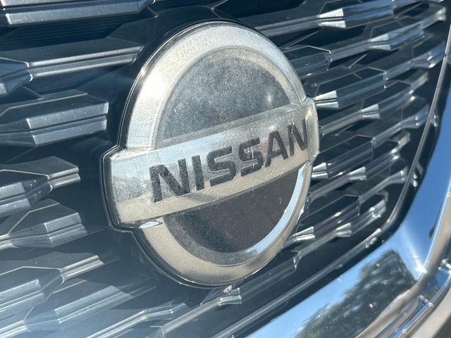 Photo of 2021 Boulder Gray Pearl/Super Black Nissan Rogue